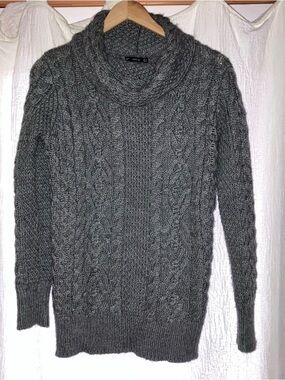 Zara Cable Knit Turtleneck Sweater - Gray